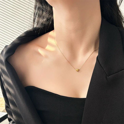 Minimalist Gold Heart Pendant Necklace