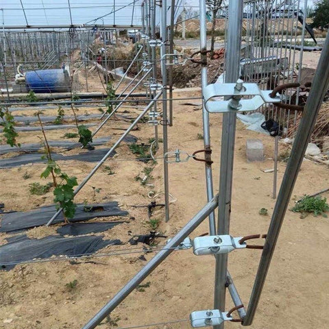 Wire tensioning tool