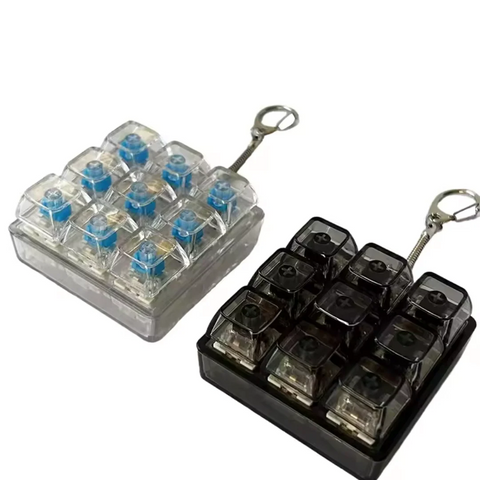 🎹 Mini Mechanical Keyboard Keychain